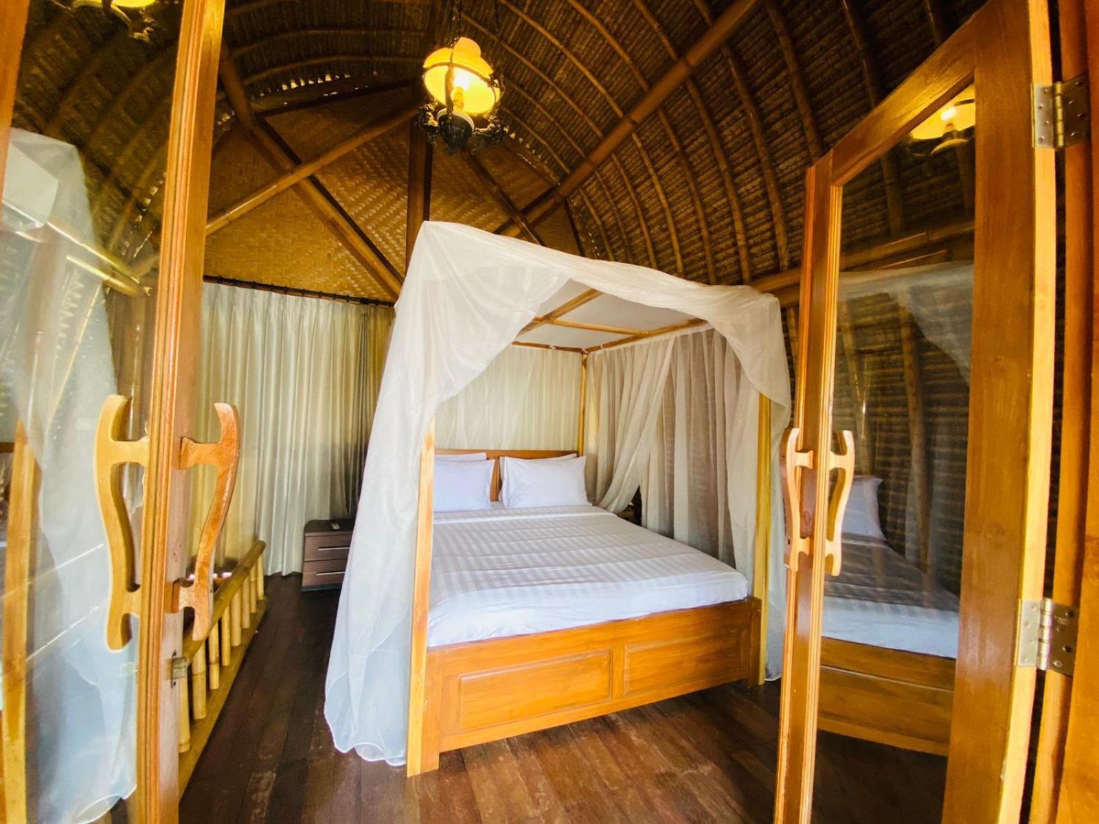 Beachouse Lovina Luaran gambar