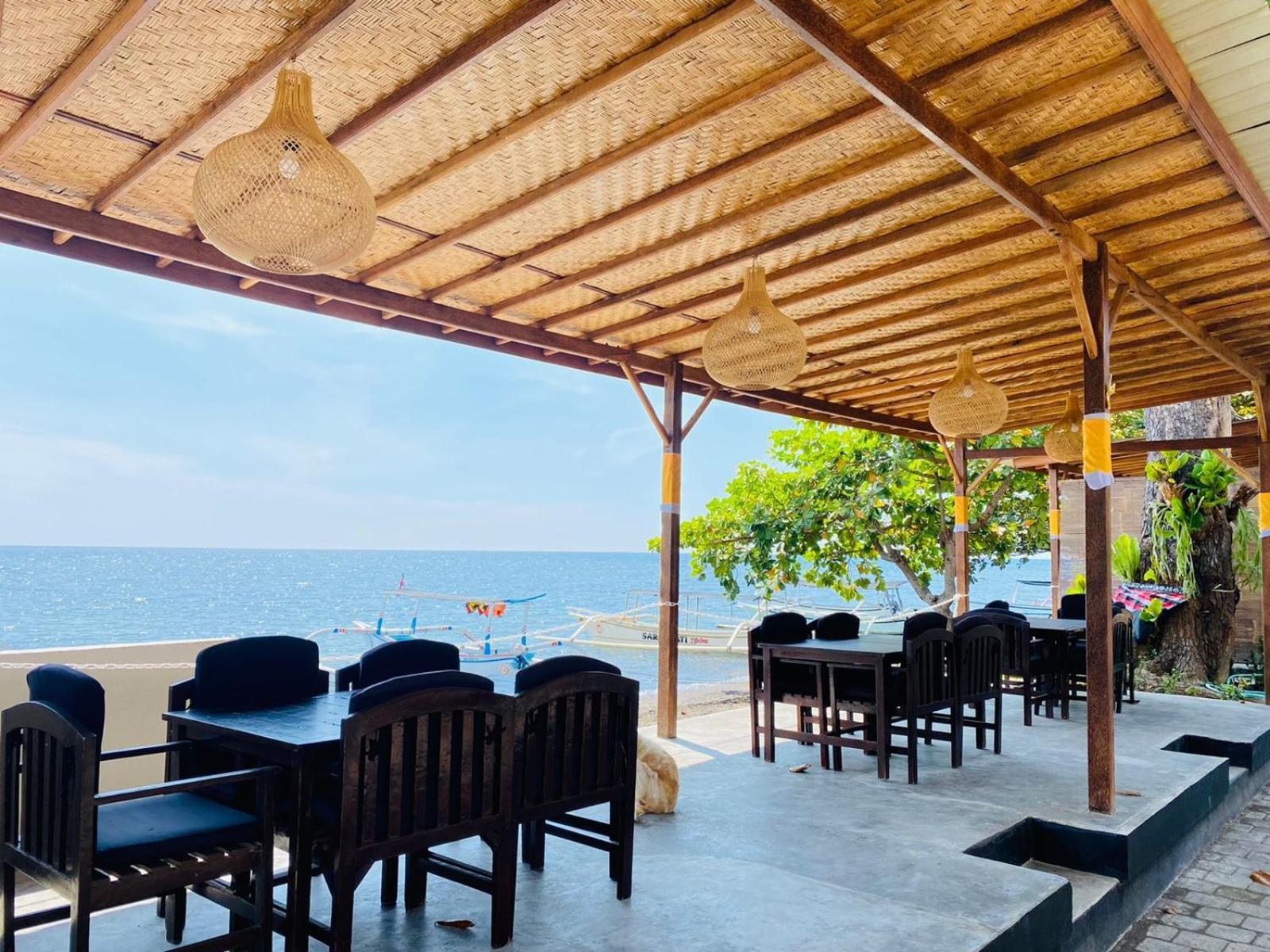Beachouse Lovina Luaran gambar