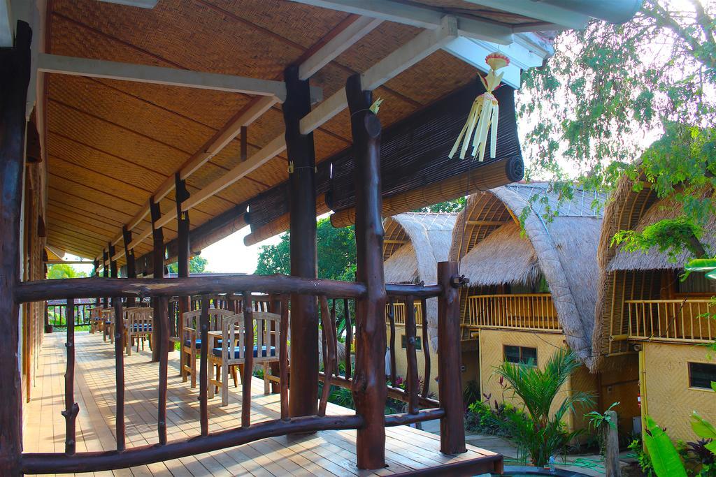 Beachouse Lovina Luaran gambar