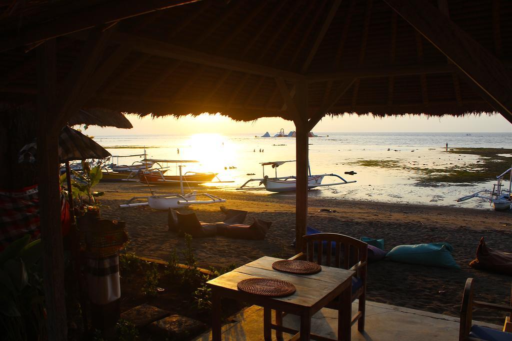 Beachouse Lovina Luaran gambar